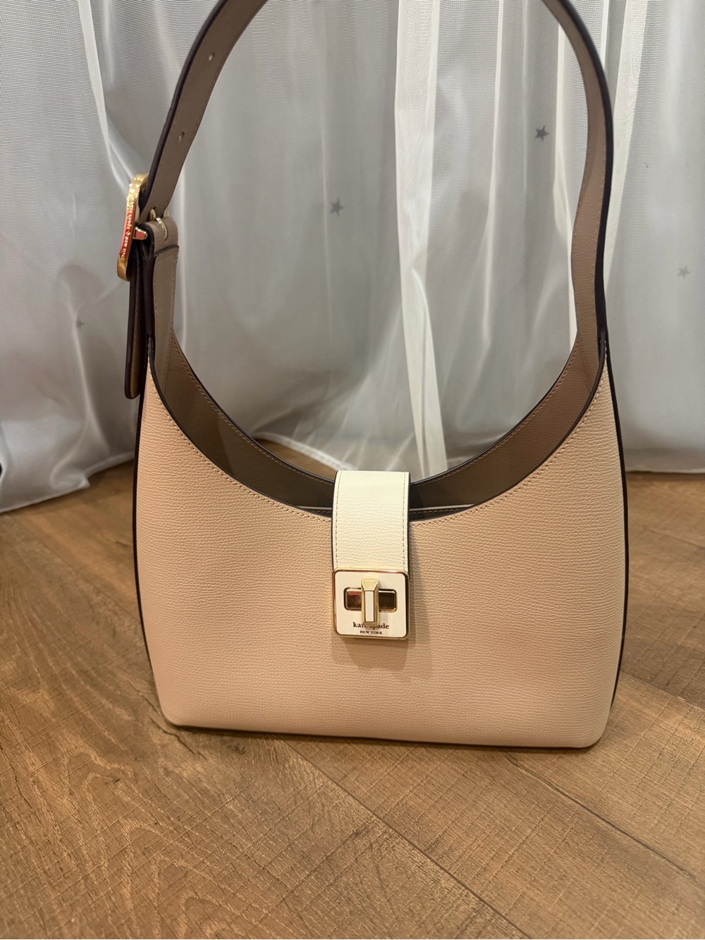 kate spade Cream and Beige Leather Phoebe Shoulder Bag with Turn-Lock